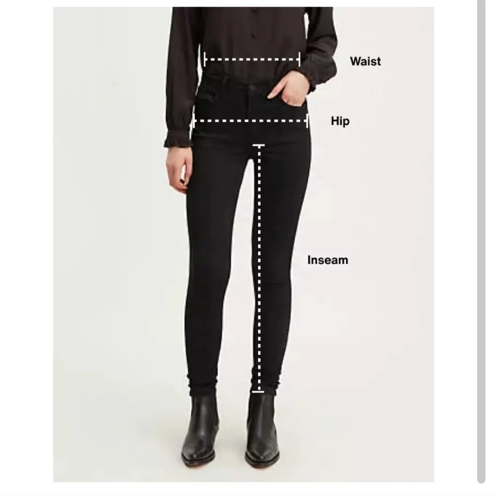 Shorts - Picture 3 of 8